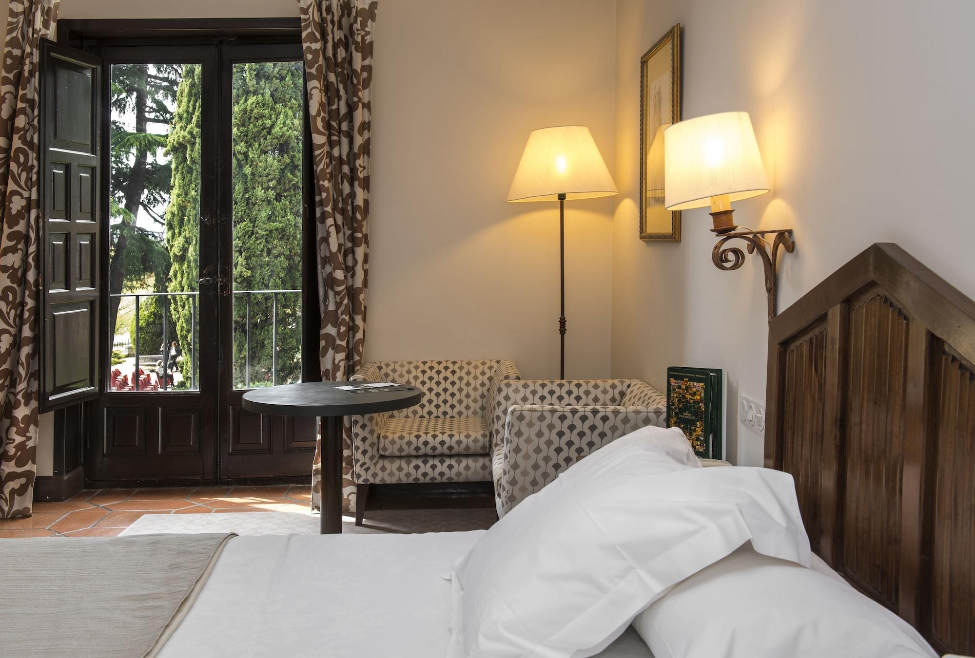 Parador De Ávila Екстериор снимка