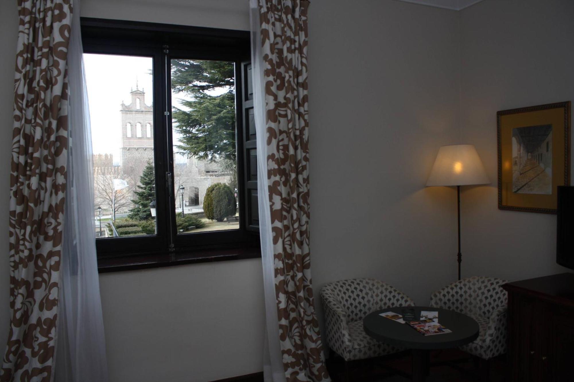 Parador De Ávila Екстериор снимка