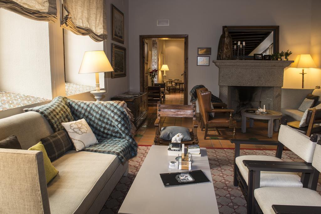 Parador De Ávila Екстериор снимка